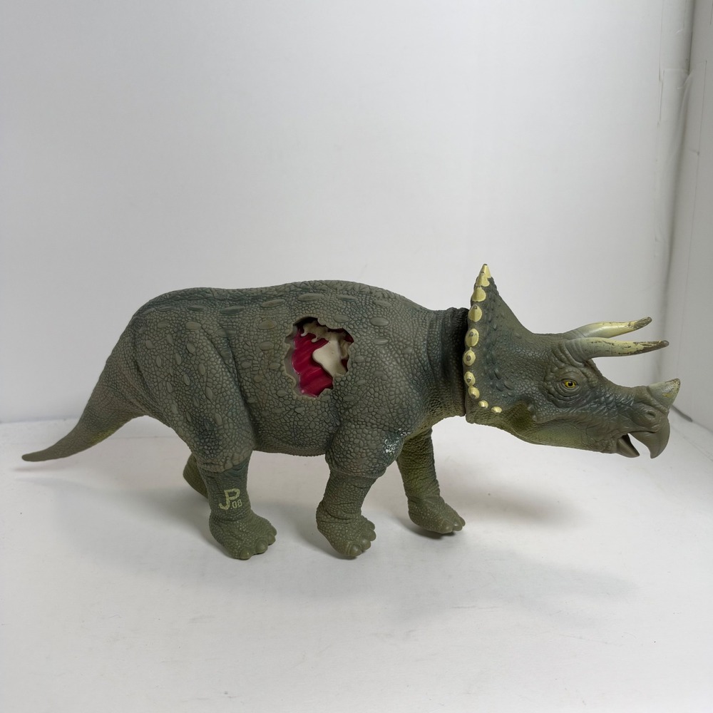 Vintage 1993 Kenner Jurassic Park Triceratops Dino-Damage Action Figure Toy